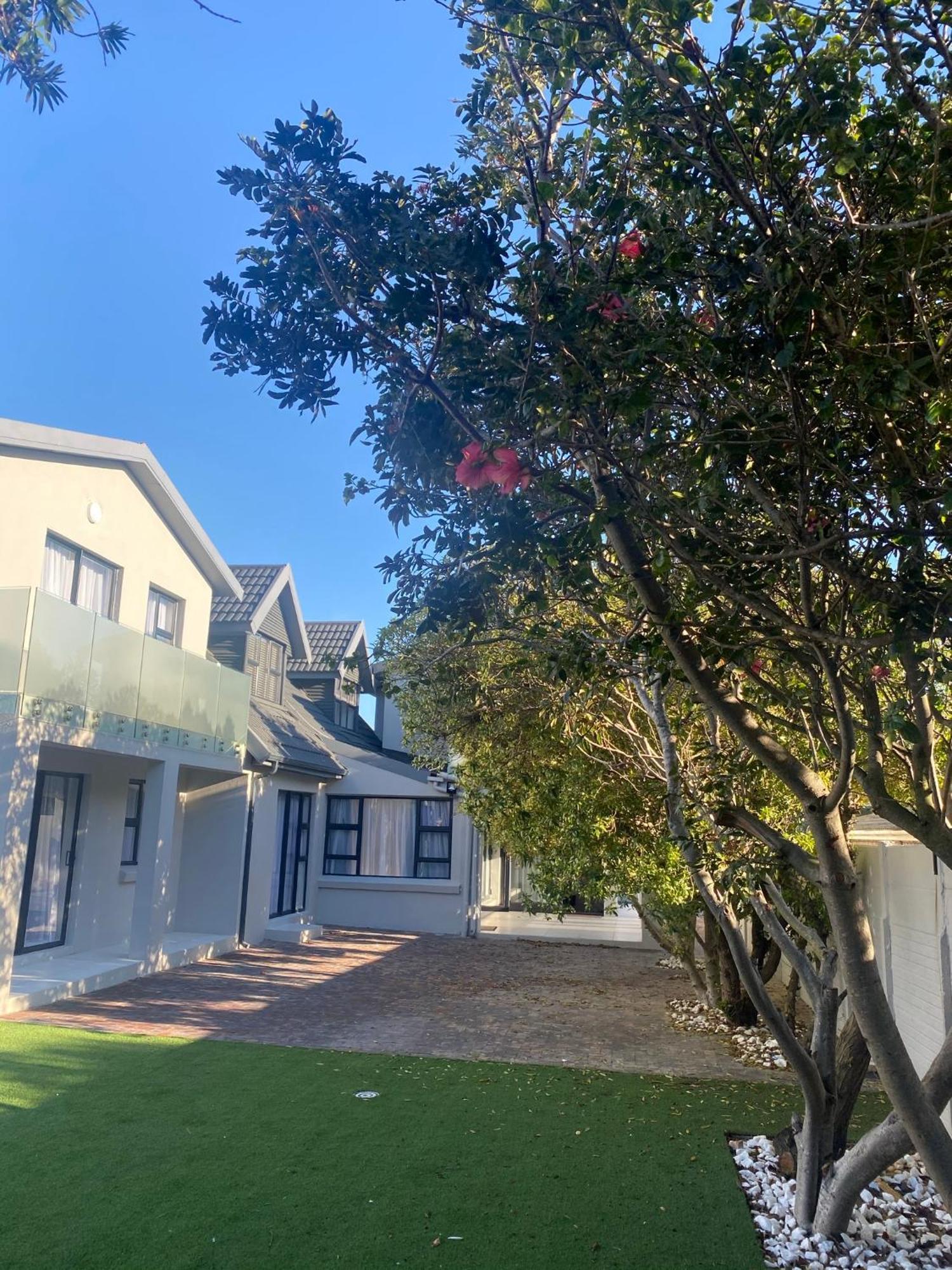 House 72 Hotel Cape Town Exterior photo